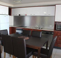 Gold Coast Chevron Apartment - Accommodation Kalgoorlie