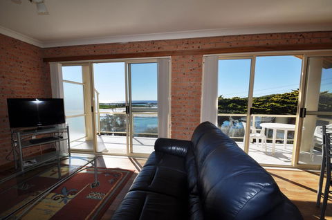 Grand Pacific 1 - Unit 4 - Accommodation Kalgoorlie 1