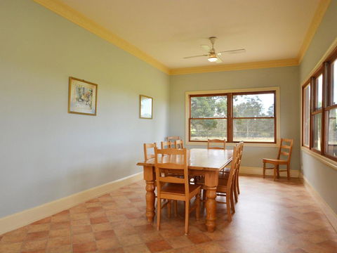 Grasmere Estate Homestead - Hear The Lions Roar From Nearby Hunter Valley Zoo - Accommodation Kalgoorlie 1