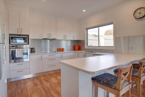 Grey On The Bay - Accommodation Kalgoorlie 3