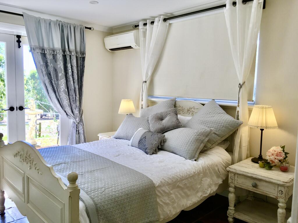 Hovea WA Accommodation Kalgoorlie