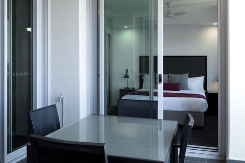 H On Mitchell Apartment Hotel - Accommodation Kalgoorlie 1