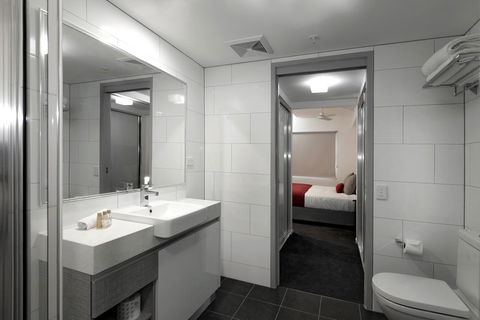 H On Mitchell Apartment Hotel - Accommodation Kalgoorlie 2