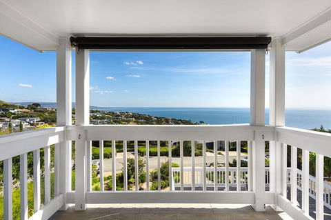 Hampton's Retreat Family Friendly, Water Views, Close To Beach With Heated Pool - Accommodation Kalgoorlie 2