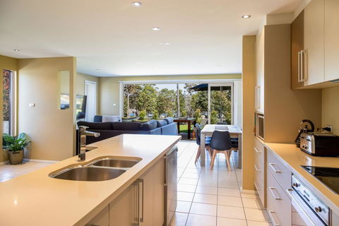 HARBOUR LIGHTS - Ulladulla - Accommodation Kalgoorlie 3