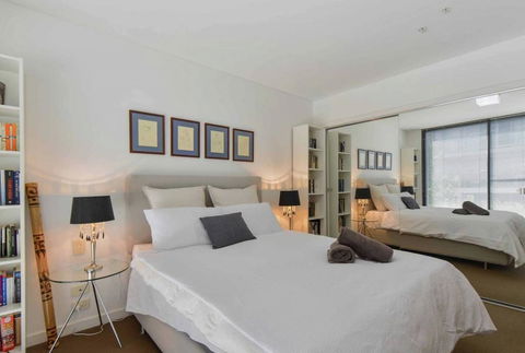 HAZEL Chapel St Socialite. Pool, Spa & Gym - Accommodation Kalgoorlie 2