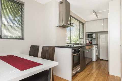 Hensman 01 - Accommodation Kalgoorlie 1