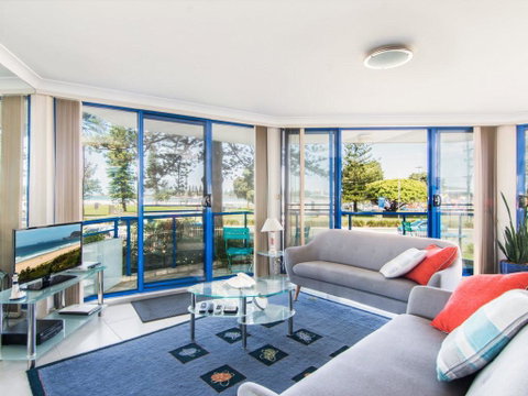 Heritage 102 Great Water Views - Accommodation Kalgoorlie 0