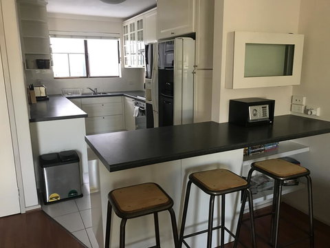 Hillarys Family Holiday Home - Accommodation Kalgoorlie 0