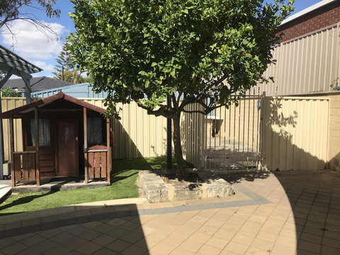 Hillarys Family Holiday Home - Accommodation Kalgoorlie 3