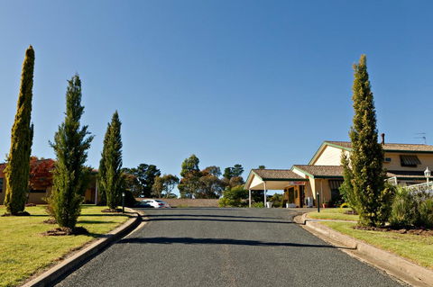 Hilltops Retreat Motor Inn - Accommodation Kalgoorlie 2