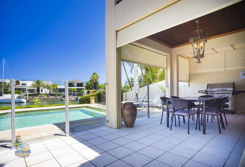 Holiday Home Luxe @ Sanctuary Cove - Accommodation Kalgoorlie 2