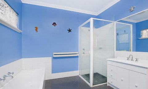 Holiday On The Terrace - Accommodation Kalgoorlie 1