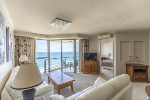 HomePlus - Stunning Ocean View From 34th Floor - Accommodation Kalgoorlie 1