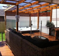 Island Living - Accommodation Kalgoorlie