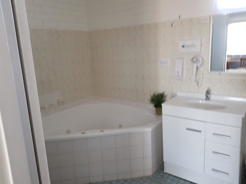 Jillaroo Motor Inn - Accommodation Kalgoorlie 3