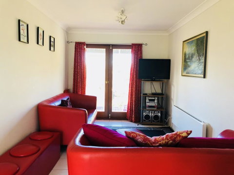 Josefinas - Accommodation Kalgoorlie 1