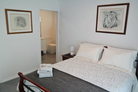 Just Triggin - Accommodation Kalgoorlie 2