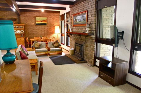 Kaighins Place - Accommodation Kalgoorlie 1