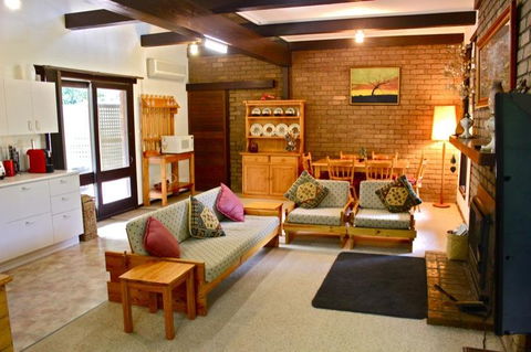 Kaighins Place - Accommodation Kalgoorlie 0