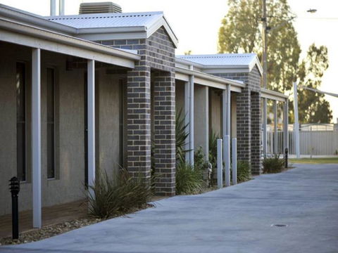 Kennedy Holiday Villas - Accommodation Kalgoorlie 0