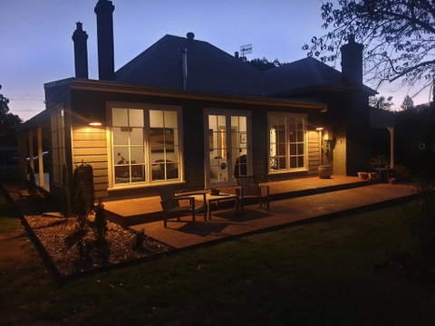 Kings Cottage Uralla - Accommodation Kalgoorlie 1