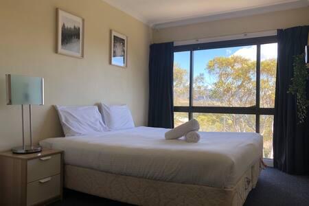Kirwan 4, 4 Bedroom - Accommodation Kalgoorlie 3