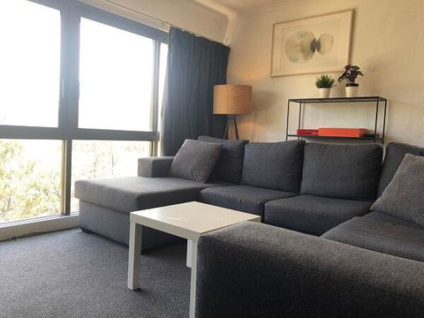 Kirwan 4, 4 Bedroom - Accommodation Kalgoorlie 0
