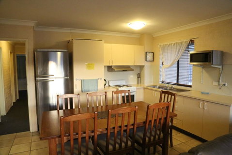 Kirwan Apartments 49 - Accommodation Kalgoorlie 3