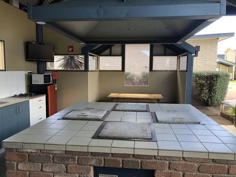 Koonwarra Holiday Park - Accommodation Kalgoorlie 2