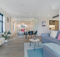 KOZYGURU WOLLI CREEK KOZY 1 BED APT SYDNEY AIRPORT  SYDNEY CBD NWC020 - Accommodation Kalgoorlie