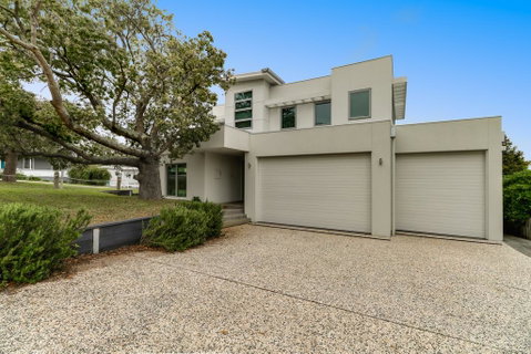 Kurrajong - Accommodation Kalgoorlie 0