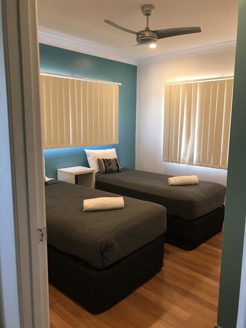 Kurrimine Beach Huts - Accommodation Kalgoorlie 3