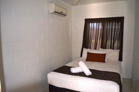 Kurrimine Beach Huts - Accommodation Kalgoorlie 2