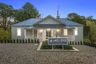 Lakes Edge