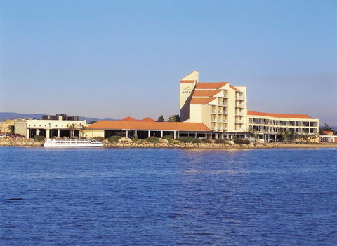 Lakes Hotel - Accommodation Kalgoorlie 0