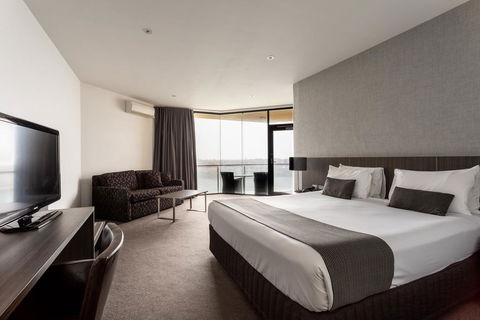 Lakes Hotel - Accommodation Kalgoorlie 1