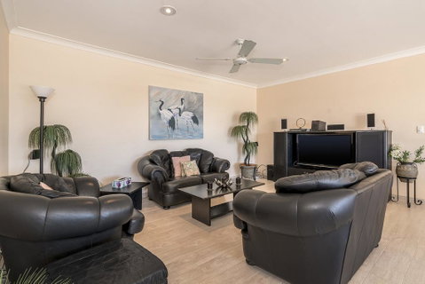 Lakeshore Apartments - Unit 5 - Accommodation Kalgoorlie 3