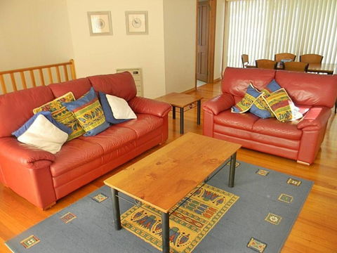 LAKESIDE2 - Accommodation Kalgoorlie 1