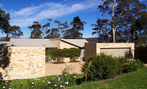 LAKESIDE2 - Accommodation Kalgoorlie 0