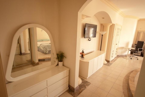 Luxuary Self-contained Living With Spa. - Accommodation Kalgoorlie 2