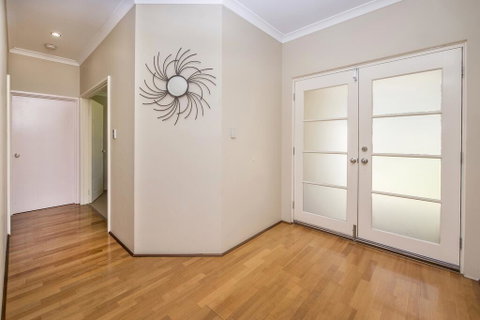 Macs Manor - Accommodation Kalgoorlie 2