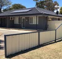 Maddington House Unit A - Accommodation Kalgoorlie