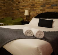 Magdala Motor Lodge  Lakeside Restaurant - Accommodation Kalgoorlie