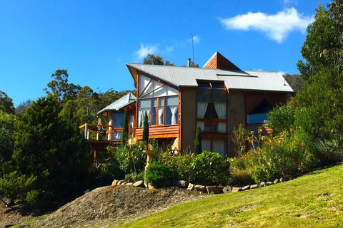 MAGICAL MOUNTAIN RETREAT - 20 Mins To CBD And Only 10 To MONA! - Accommodation Kalgoorlie 3
