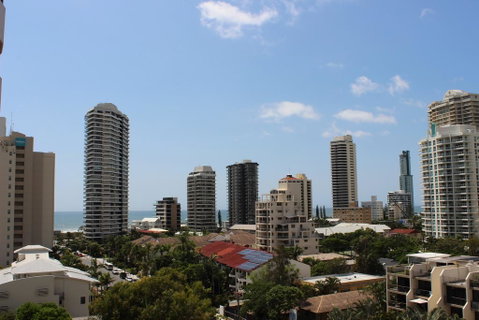 Main Beach Apartment At The Meriton - Accommodation Kalgoorlie 0