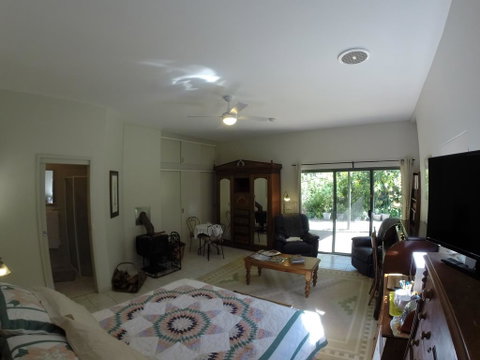 Mandalay House - Accommodation Kalgoorlie 2