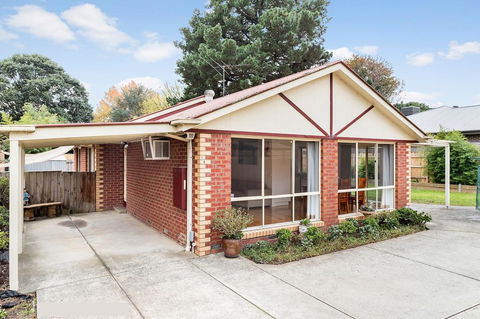 Maroondah 3 Bedroom House In Kilsyth - Accommodation Kalgoorlie 0