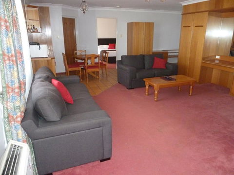 McNevins Warwick Motel - Accommodation Kalgoorlie 1