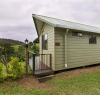 Mena Creek Flower House - Accommodation Kalgoorlie
